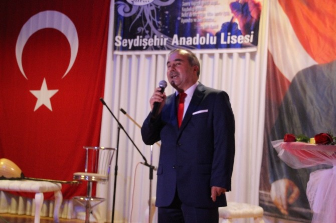 Seydişehir Anadolu Lisesi 9.kez Şiir Dinletti