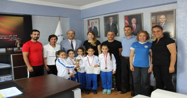 Mersin Cimnastikte Türkiye Üçüncüsü Oldu