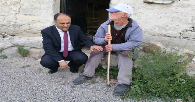 Başkan Özaltundan Ramazan Ayında Çat Kapı Ev Ziyaretleri