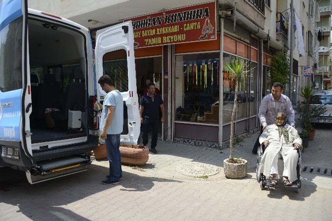 Mersin’de Engellilere Oy Kullanmaları İçin Araç Tahsis Edildi