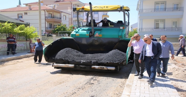 Başkan Çalışkan, Asfalt Çalışmalarını İnceledi