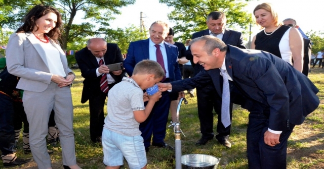 Selçukludan Kardeş Şehre Su Kuyusu Desteği