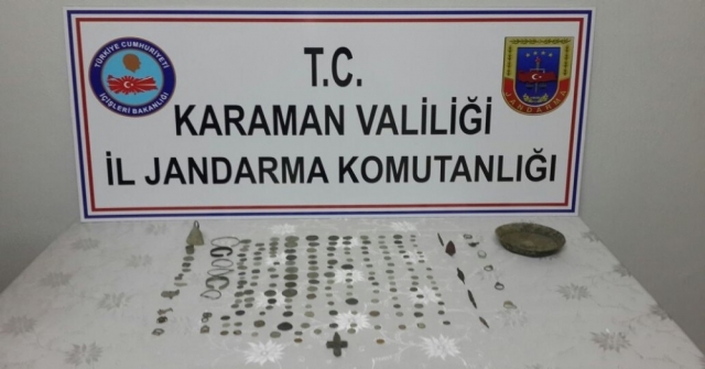 Otomobilin Bagajından Tarihi Eser Çıktı