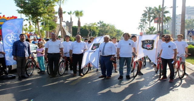 Uyuşturucu Kullanımına Hayır Sloganıyla Bisiklet Turu