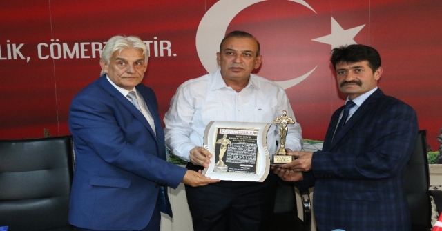 Konya Bakır Ve Kalaycılar Odası Başkanı Torus Esnaf Oscarının Sahibi Oldu