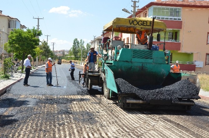 Ereğli’nin ETİ Mahallesine Sıcak Asfalt Dökülüyor