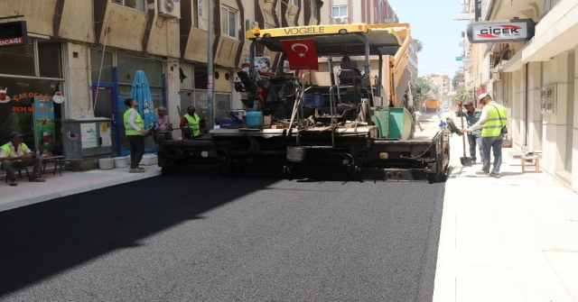 Akdenizde Asfalt Çalışmaları Devam Ediyor