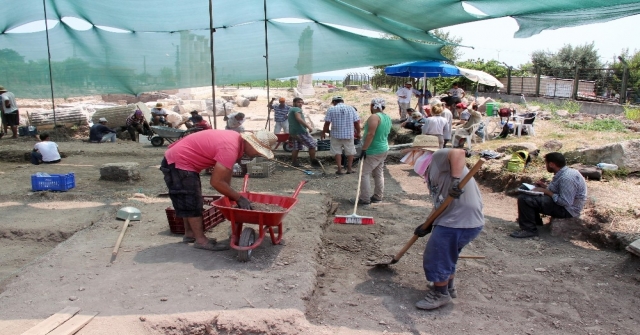 Soli Pompeipoliste Kazı Çalışmaları Başladı