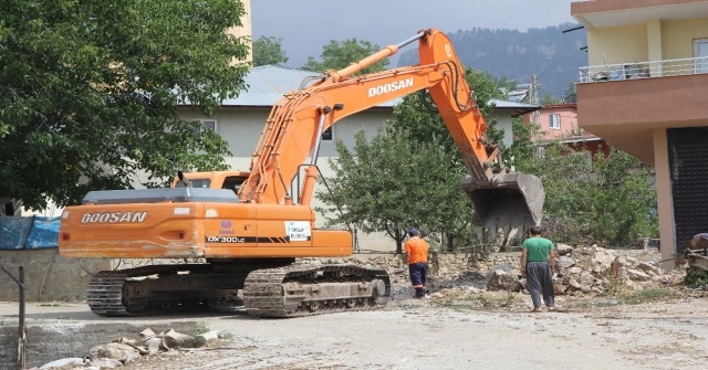 Toroslarda Her Köye Bir Meydan Projesi