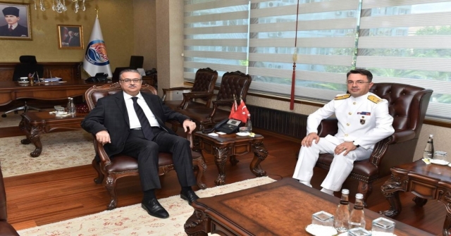 Tuğamiral Gürbüzden Vali Suya Ziyaret