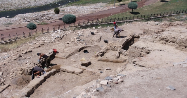 9 Bin Yıllık Yumuktepede Kazılar Başladı