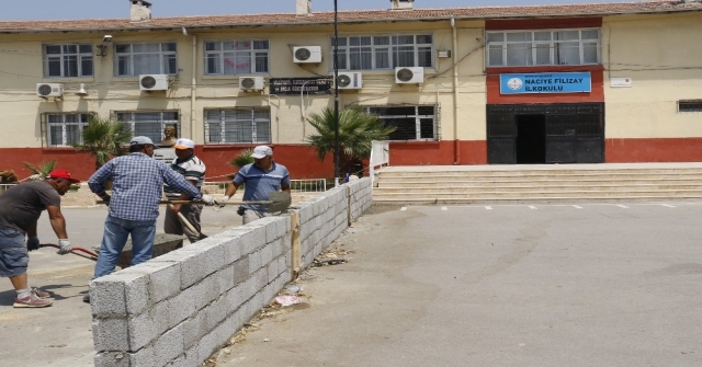 Akdeniz Belediyesinden Okullara Destek