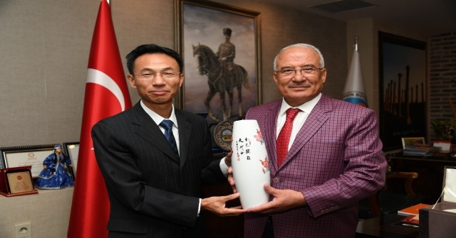 Çin Büyükelçisi Hongyang, Başkan Kocamazı Ziyaret Etti