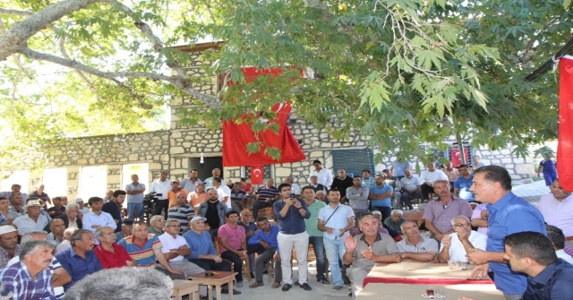 Başkan Tuna, Mahalle Gezilerinde Belediye Hizmetlerini Anlattı