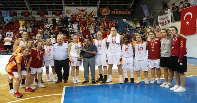 Özgecan Kadınlar Basketbol Turnuvasının Kazananı Galatasaray