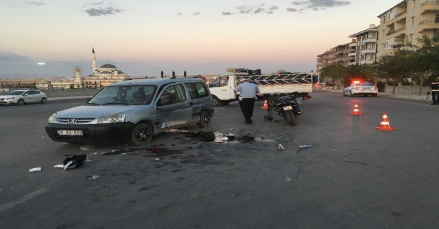 Karamanda Trafik Kazası: 2 Ölü