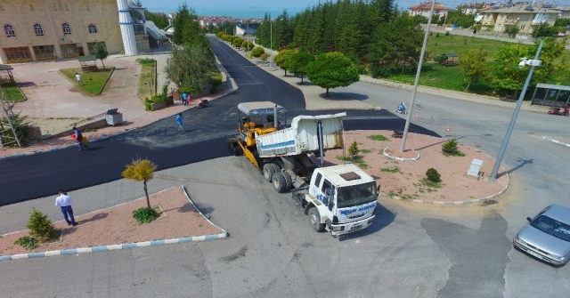 Beyşehirde Asfalt Çalışmaları Sürüyor