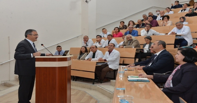 Selçuk Üniversitesi Tıp Fakültesinde Akademik Kurul Toplantısı