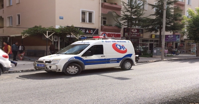 Gözünü Korkutmak İçin Eve Çağırdıkları Adamı Öldürmüşler