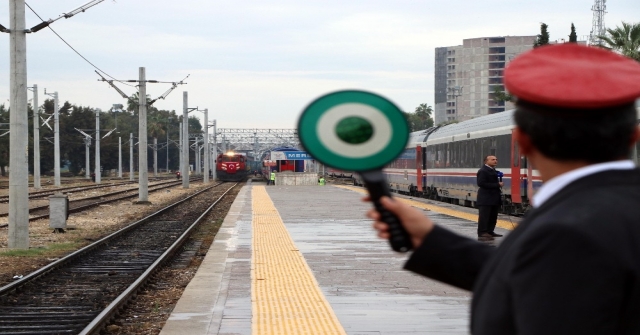 Bakü-Tiflis-Kars Demiryolunda İlk Tren Mersine Hesaplanandan 10 Saat Erken Ulaştı