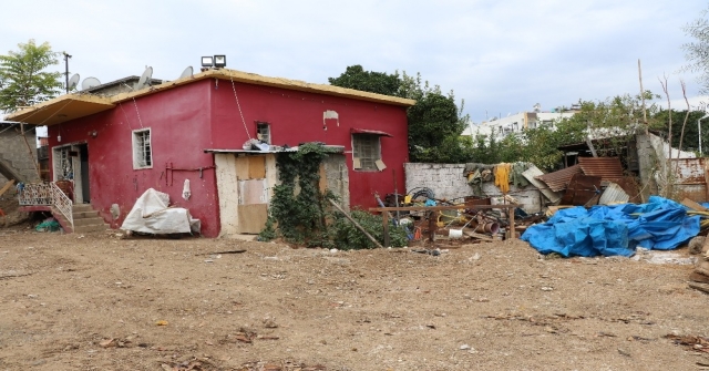 Tarsustaki Gizemli Kazı Alanından Ve Evden İlk Görüntüler