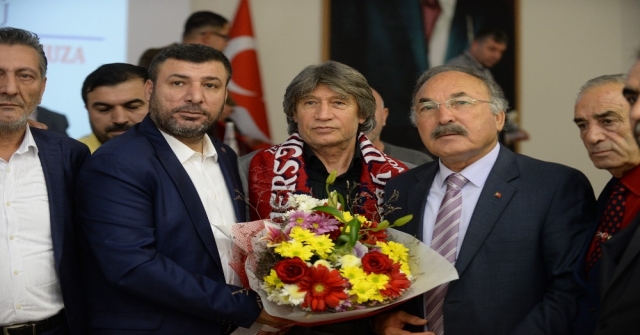 Mersin İdmanyurdunda Yeni Başkan Hamit İzol