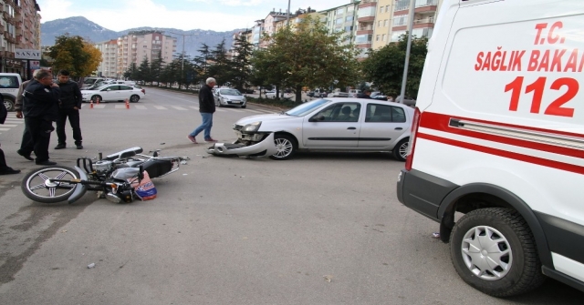 Seydişehirde Trafik Kazası: 2 Yaralı