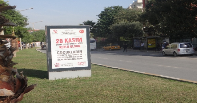 Sarı: Sokakta Çalışan Çocuklara Para Verilmemeli