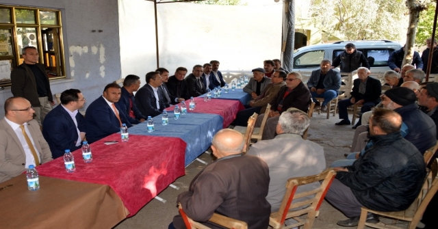 Akdeniz Belediye Başkanı Pamuk, Mahalle Ziyaretlerini Sürdürüyor