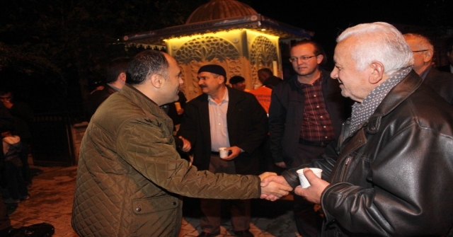 Beyşehir Belediyesinden Kandil Gecesinde Sıcak Süt İkramı
