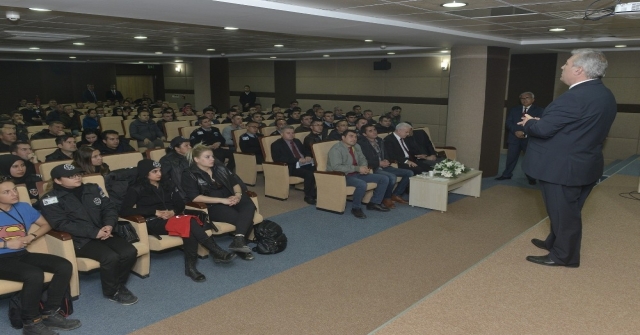 Karamanda Polis Ve Özel Güvenlik Görevlilerinin İşbirliğine Yönelik Bilgilendirme Toplantısı