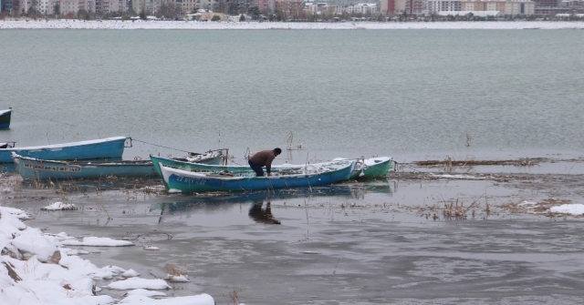 Beyşehir Gölünde Avlanmaya Kar Molası