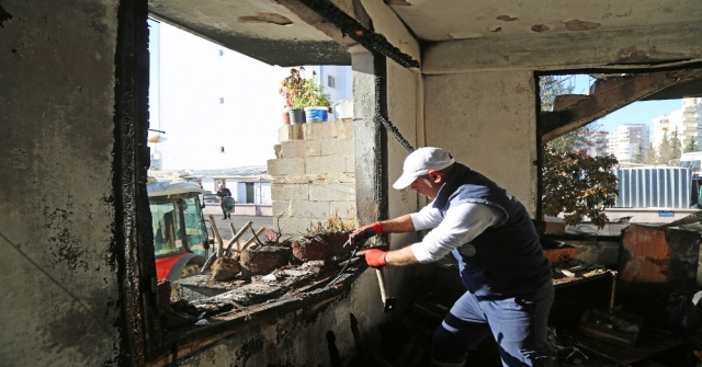 Yanan Evi Mezitli Belediyesi Onaracak