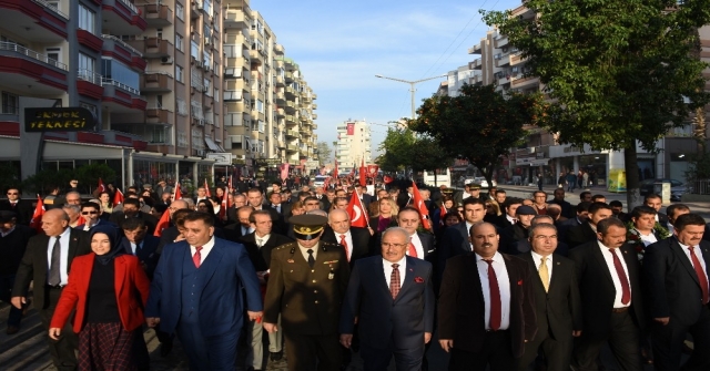 Tarsus Kurtuluşunu Kutladı