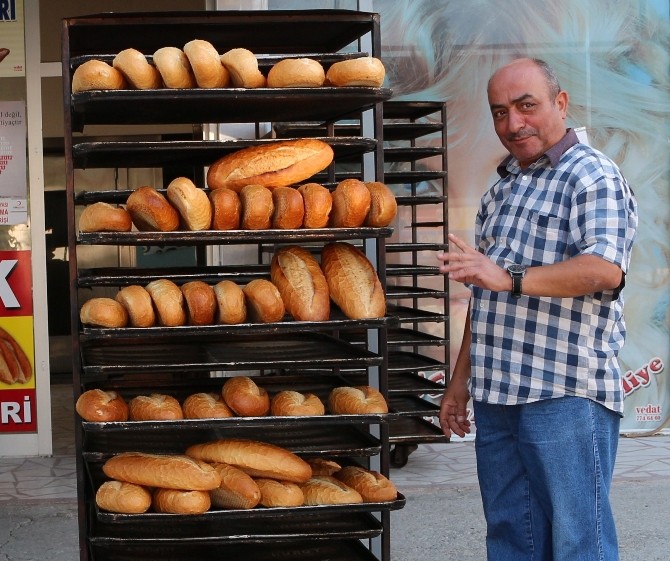 Mut’ta Ekmek Zammına Tepki