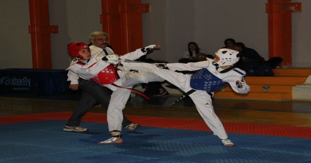 Taekwondo Gençler İl Birinciliği Sona Erdi