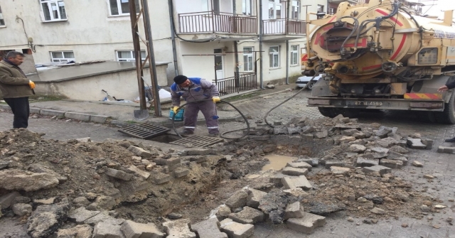 Beyşehir Belediyesinden Drenaj Temizlik Çalışmaları