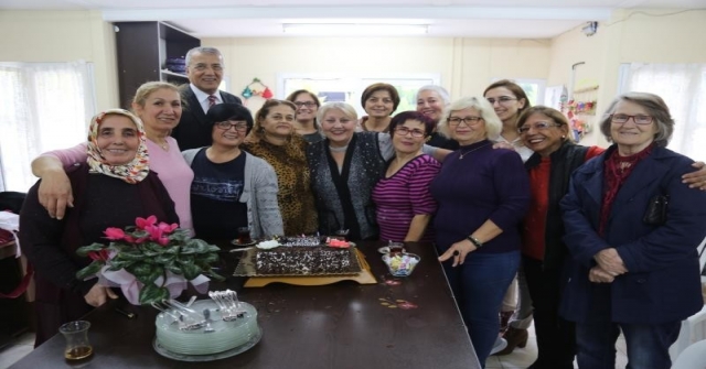 Mezitlinin Gönüllüleri Kız Çocuklarını Okutmak İçin Çalışmalarını Sürdürüyor