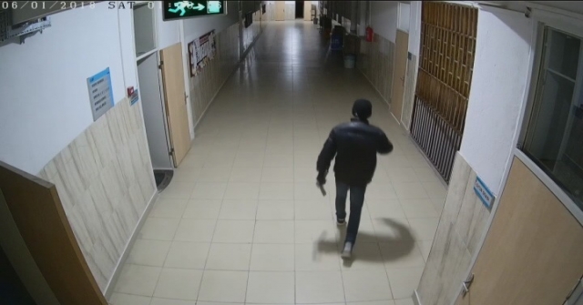 Karamanda Okuldan Hırsızlık Şüphelisi Güvenlik Kamerasından Yakalandı