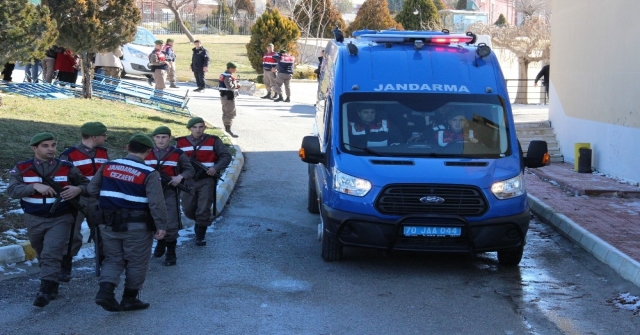 Komşusunu Öldüren Zanlı Adliyeye Sevk Edildi