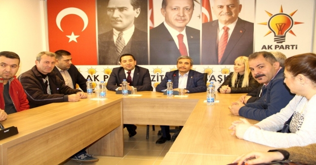 Taşkın, Ak Parti Mezitli İlçe Başkanlığını Ziyaret Etti