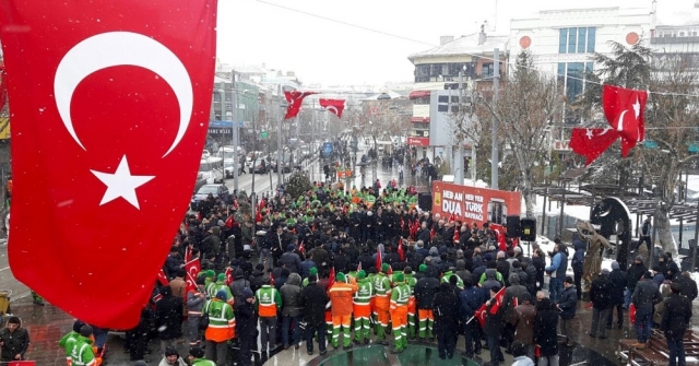 Konyada “Her An Dua Her Yer Türk Bayrağı” Kampanyası