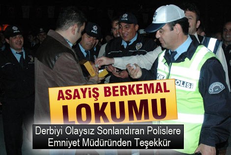 Karaman Emniyet Müdürü Sönmez Polislere Kayısı Lokumu Dağıttı