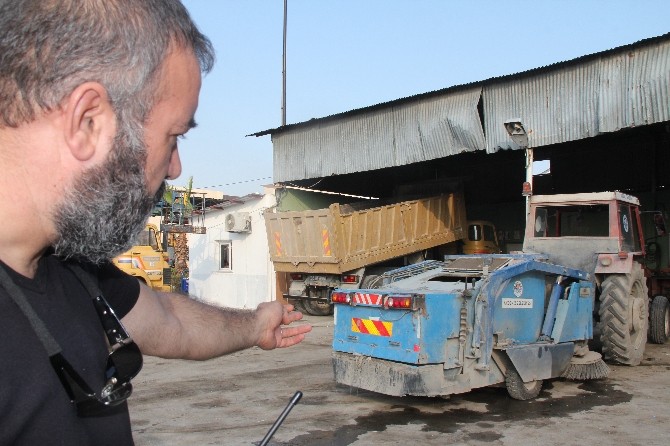 Belediyenin Yol Süpürme Aracında Akıl Almaz Ölüm