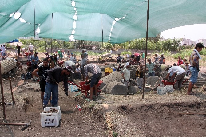 (Özel Haber) Soli Pompeipolis Antik Kent’te Kazı Çalışmaları Başladı