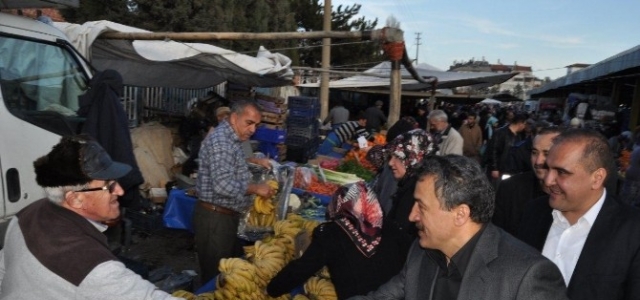 Başkan Tutal’dan Pazar Esnafına Teşekkür