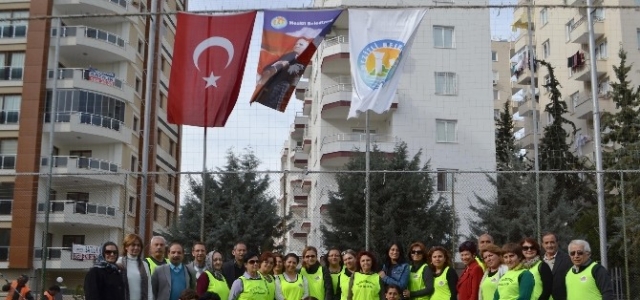 Gönüllüler, Sevgililer Günü’nde Sokak Temizleyecek