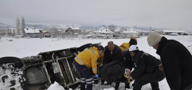 Seydişehir’de Kamyonet Devrildi: 1 Yaralı