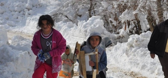 Kar Yağışı Karaman’ın Yüksek Kesimlerinde Etkilili Oluyor