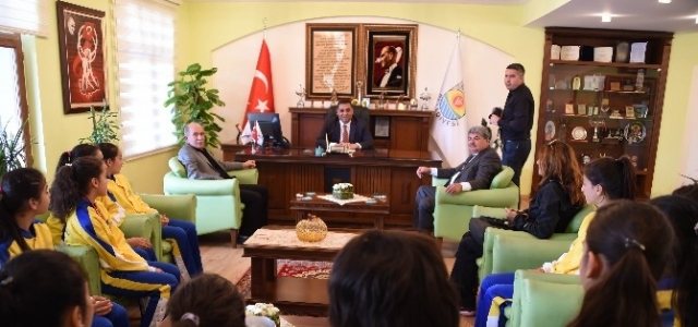 Bölge Birincisi Olan Çukurova İlköğretim Okulu’ndan Can’a Ziyaret
